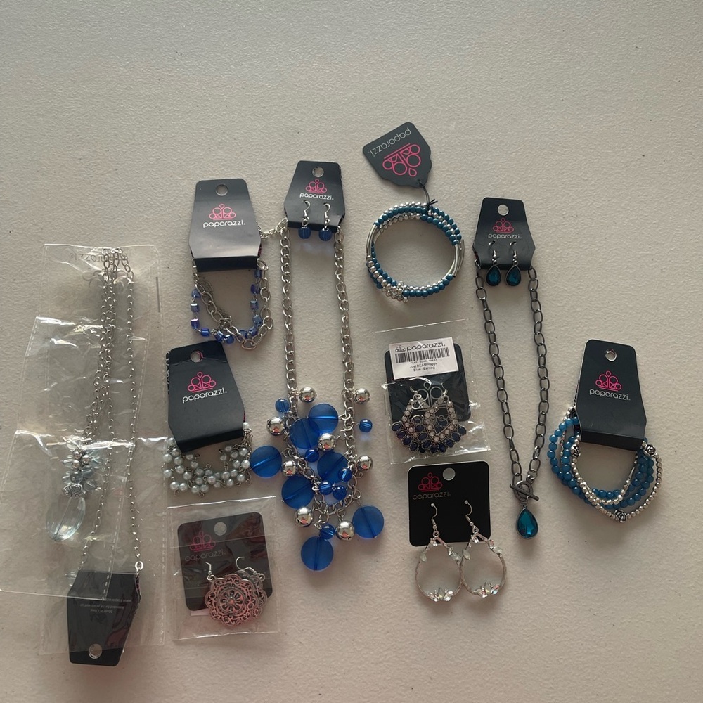 Paparazzi Jewelry lot (10)